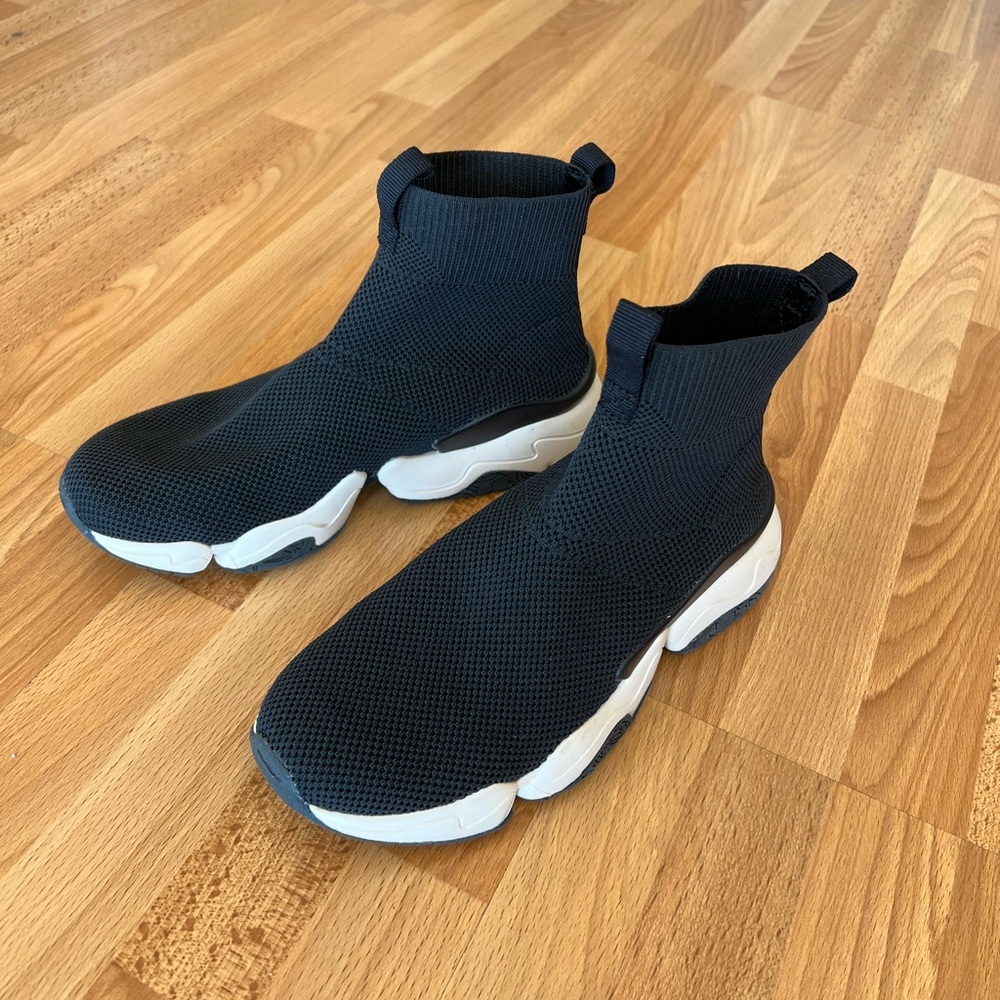 Zara kids stretchy sneakers